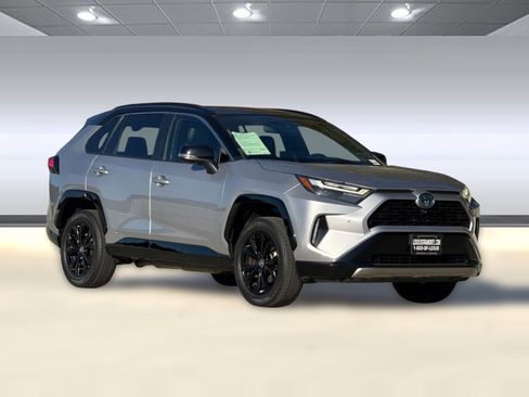 Used 2023 Toyota RAV4 XSE image 6