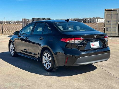 Certified 2024 Toyota Corolla LE image 5