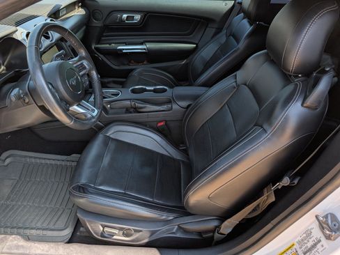 Used 2019 Ford Mustang GT Premium w/ Equipment Group 401A image 18