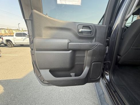 Used 2022 Chevrolet Silverado 1500 Custom Trail Boss image 15