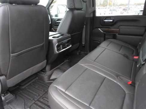 Used 2022 GMC Sierra 2500 SLT image 19