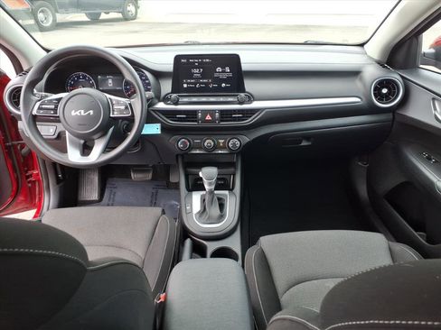 Used 2023 Kia Forte LXS w/ LXS Technology Package image 28