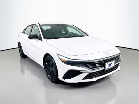 New 2026 Hyundai Elantra Sport image 3