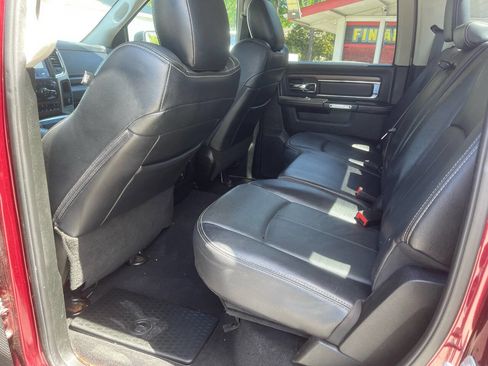 Used 2018 RAM 1500 Laramie w/ Convenience Group image 28