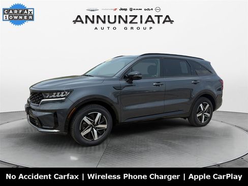 Used 2022 Kia Sorento EX image 1