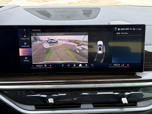 Used 2025 BMW X5 xDrive50e image 16