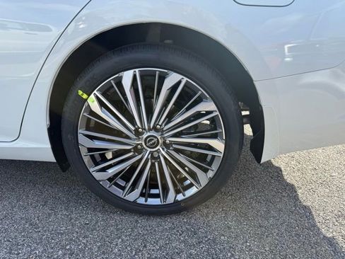 New 2025 Nissan Altima 2.5 SL image 13