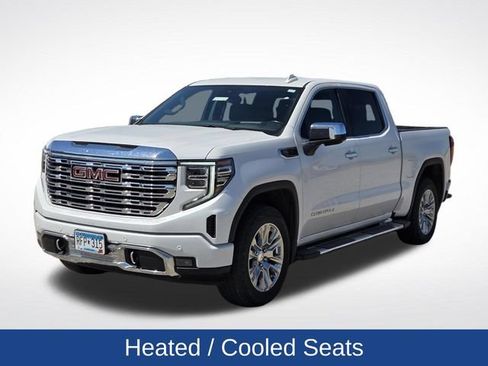 Used 2024 GMC Sierra 1500 Denali w/ Technology Package AWD/4WD image 9