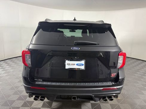 Used 2022 Ford Explorer ST w/ Equipment Group 401A image 6