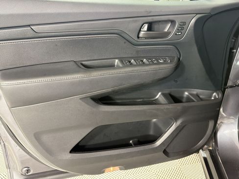 Certified 2024 Honda Odyssey EX-L image 14