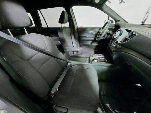 Used 2022 Honda Pilot Sport image 26