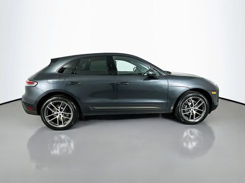 Certified 2023 Porsche Macan image 8