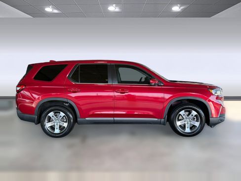 Used 2023 Honda Pilot EX-L image 8