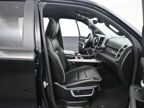 Used 2024 RAM 1500 Laramie AWD/4WD image 34