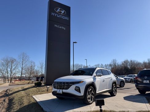 Used 2023 Hyundai Tucson Limited image 1