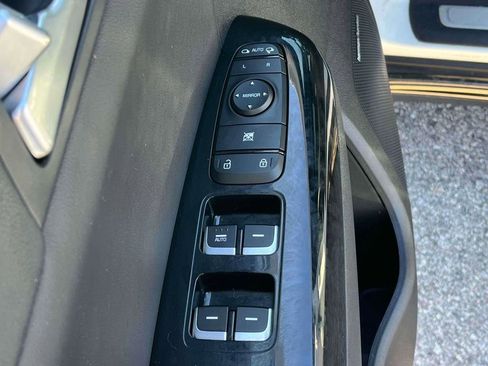 Used 2022 Kia Sportage SX FWD image 14