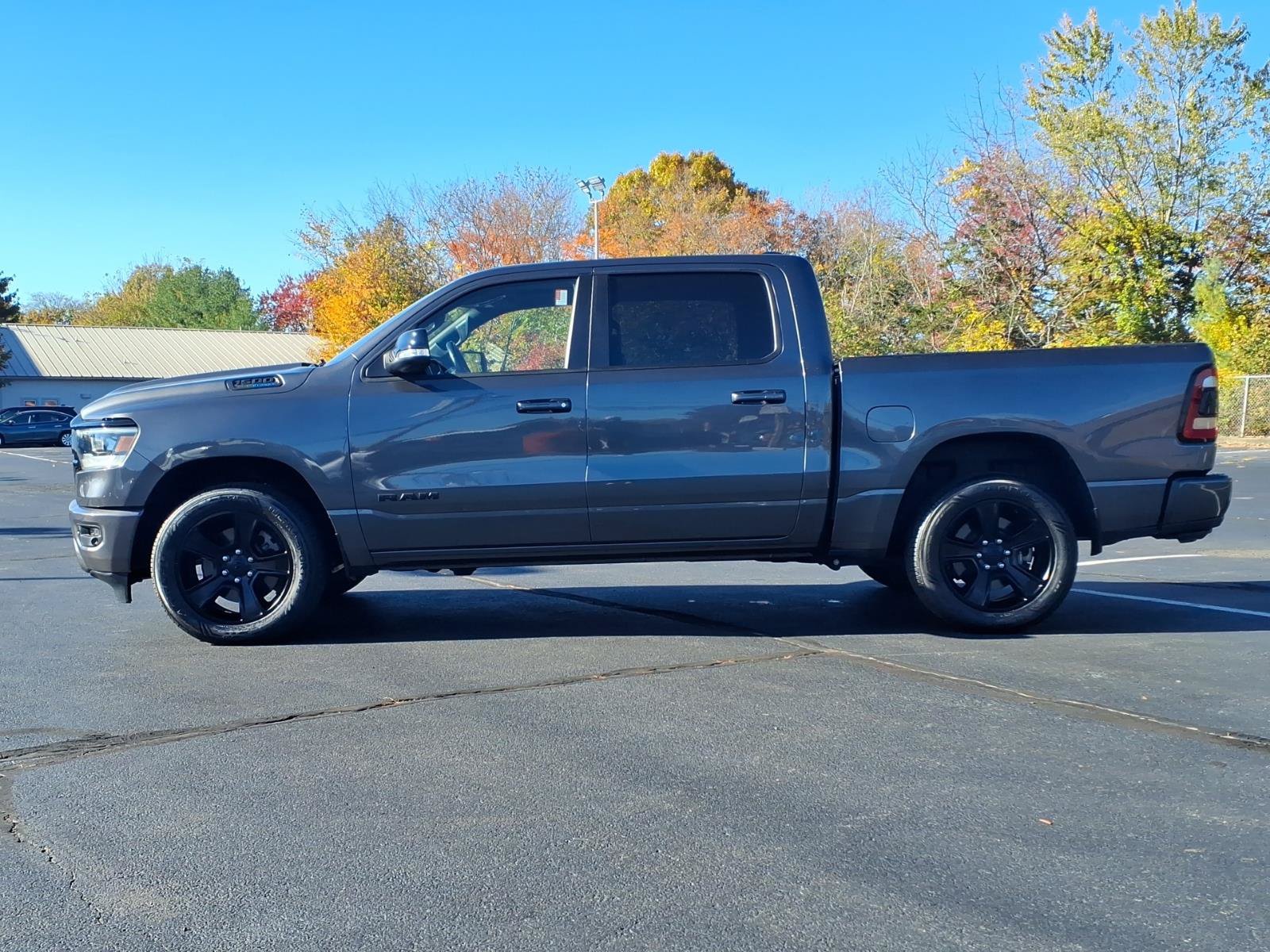 Used 2022 RAM 1500 Big Horn AWD/4WD image 4