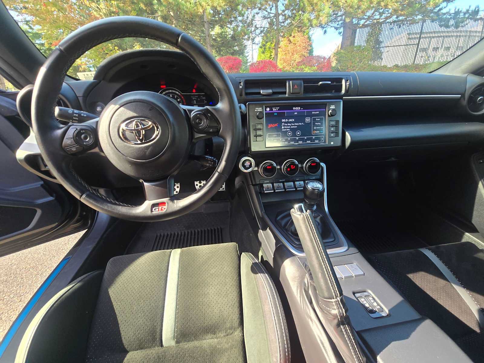 Used 2023 Toyota GR86 Premium w/ ALL Weather Mat Package (TMS) RWD image 19