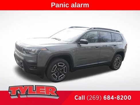 New 2026 Jeep Cherokee Laredo AWD/4WD image 3