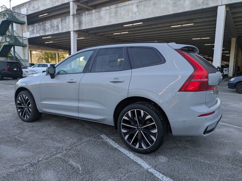New 2026 Volvo XC60 B5 Ultra w/ Protection Package Premier AWD/4WD image 13