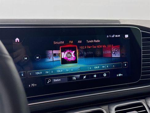 Used 2023 Mercedes-Benz Maybach GLS 600 4MATIC image 16