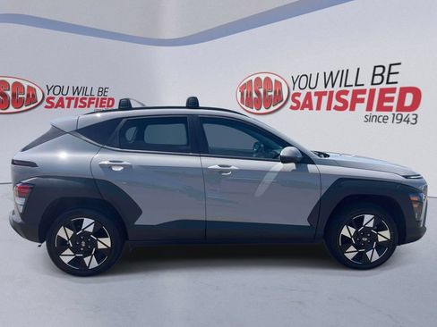 Used 2024 Hyundai Kona SEL w/ Convenience Package AWD/4WD image 5
