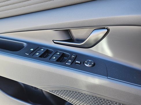 New 2026 Hyundai Elantra Sport FWD image 27