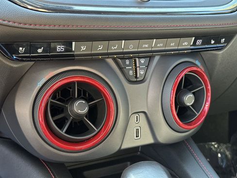 Used 2019 Chevrolet Blazer RS image 28