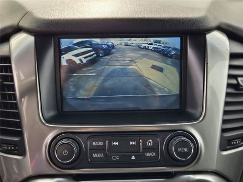 Used 2018 Chevrolet Tahoe Premier AWD/4WD image 15