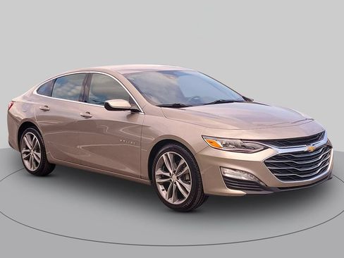 Used 2024 Chevrolet Malibu LT FWD image 1