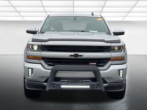Used 2018 Chevrolet Silverado 1500 LT w/ All Star Edition AWD/4WD image 12