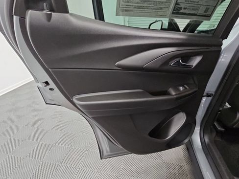 Used 2023 Chevrolet TrailBlazer ACTIV FWD image 28