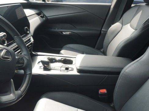 Used 2023 Lexus RX 350 Premium Plus w/ Accessory Package (Z1) image 7