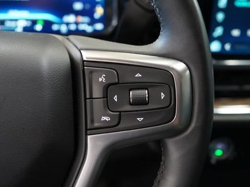 Used 2023 Chevrolet Silverado 1500 RST AWD/4WD image 19