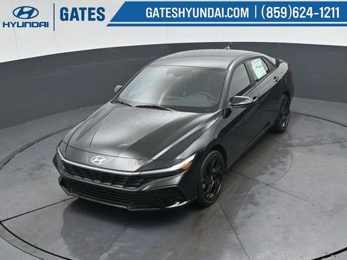 New 2026 Hyundai Elantra Sport FWD image 44