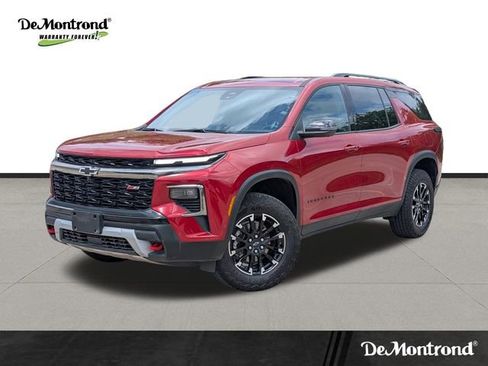 Used 2024 Chevrolet Traverse Z71 w/ Enhanced Driving Package image 1