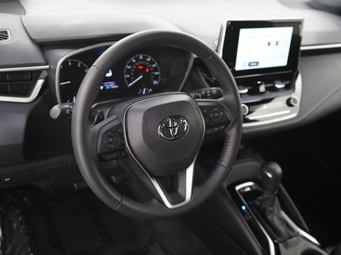 Used 2024 Toyota Corolla SE w/ SE Package FWD image 20