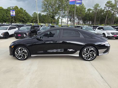 Used 2023 Hyundai Ioniq 6 SEL RWD image 8
