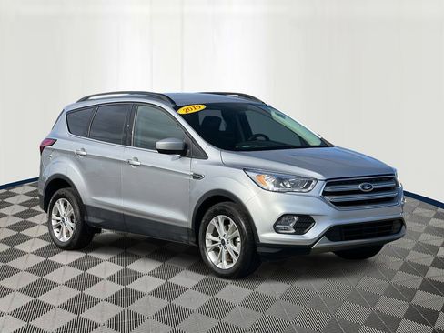 Used 2019 Ford Escape SEL FWD image 6