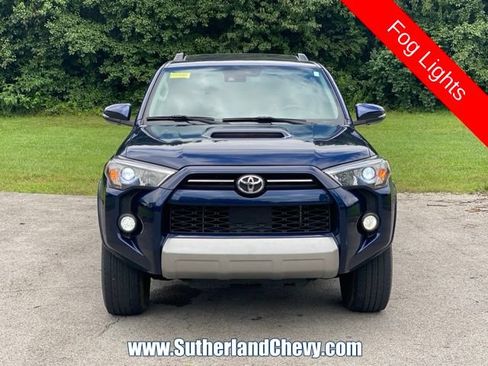 Used 2020 Toyota 4Runner TRD Off-Road Premium w/ Moonroof Package AWD/4WD image 2