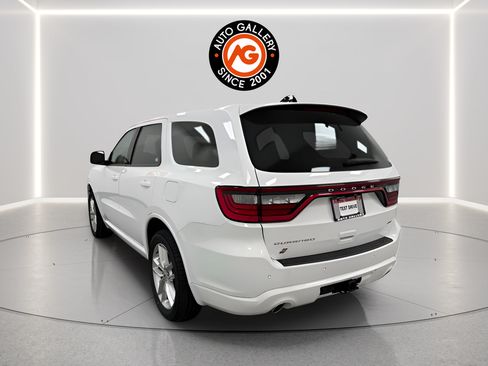 Used 2023 Dodge Durango GT w/ Trailer Tow Group IV AWD/4WD image 4