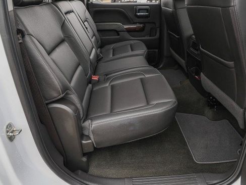 Used 2018 GMC Sierra 1500 SLT AWD/4WD image 33