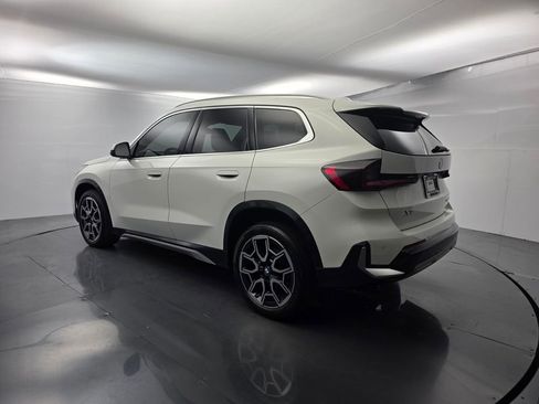 Used 2024 BMW X3 sDrive30i w/ Premium Package RWD image 6