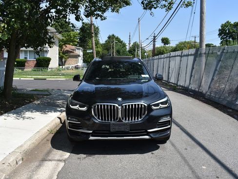 Used 2021 BMW X5 xDrive40i w/ Premium Package AWD/4WD image 3