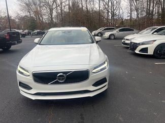 Used 2018 Volvo S90 T5 Momentum w/ Convenience Package video 2