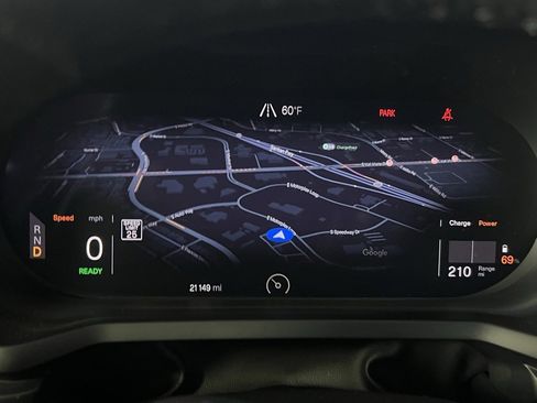 Used 2024 Polestar Polestar 2 image 18