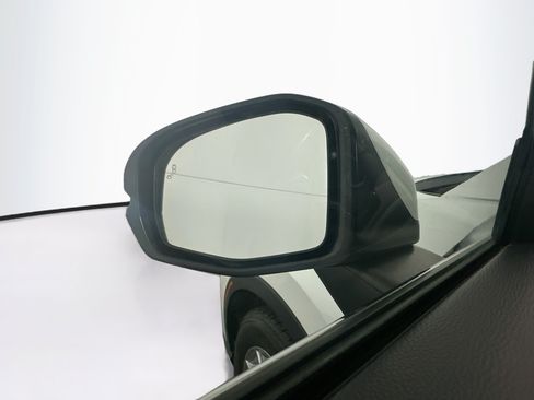 Used 2023 Honda CR-V EX-L image 16