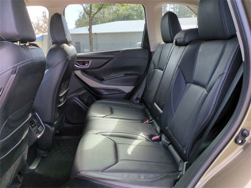 Used 2023 Subaru Forester Limited image 14