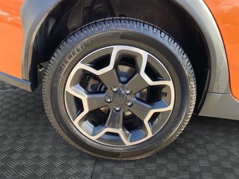 Used 2015 Subaru Crosstrek 2.0i Premium AWD/4WD image 32