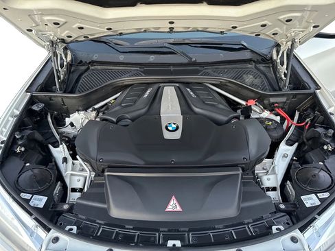 Used 2016 BMW X5 xDrive50i image 23